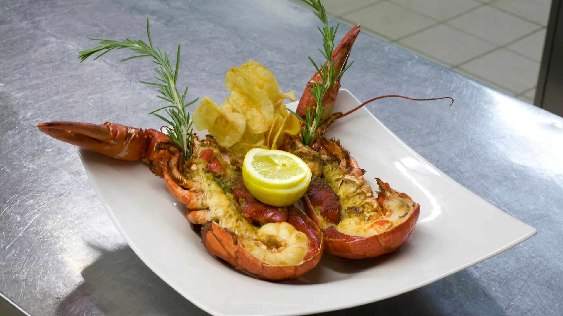 Logis Hotel Tante Yvonne & Son Restaurant Semi-Gastronomique - Lyon Nord 쿠엔시우