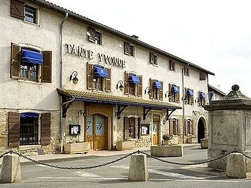 Logis Hotel Tante Yvonne & Son Restaurant Semi-Gastronomique - Lyon Nord 쿠엔시우 프랑스